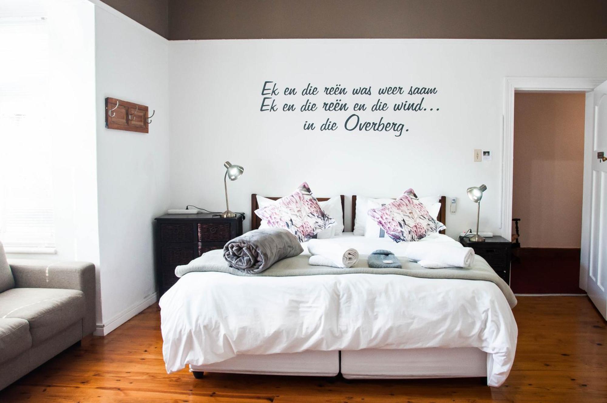 6 On Kloof Guest House Bredasdorp Exterior foto